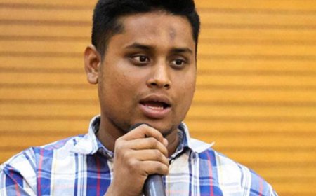 জাতীয় নাগরিক পার্টির (এনসিপি) দক্ষিণাঞ্চলের মুখ্য সংগঠক হাসনাত আবদুল্লাহ বলেছেন, “বিমান মাইলস্টোন স্কুলে না পড়ে সচিবালয়ে পড়া উচিত ছিল।” তিনি অভিযোগ করেন, “সচিবালয় এখন সবচেয়ে বড় স্বৈরতন্ত্র ও গুন্ডামির আস্তানা হয়ে উঠেছে, যেখানে সাধারণ মানুষকে গণ্যই করা হয় না।”