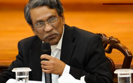 ঢাকা — জুলাই জাতীয় সনদ বাস্তবায়নে প্রস্তাবিত গণভোটে যদি সংস্কারের বিপক্ষে ‘না’ পক্ষ জয়ী হয়, তবে সেটি জনগণের সিদ্ধান্ত হিসেবে মেনে নেওয়া হবে বলে জানিয়েছেন জাতীয় ঐকমত্য কমিশনের সহ-সভাপতি ও রাষ্ট্রবিজ্ঞানী অধ্যাপক আলী রীয়াজ।