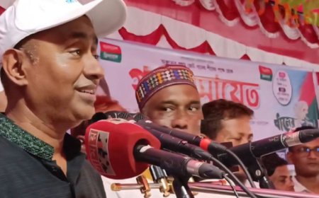 অ্যাটর্নি জেনারেল: শেখ হাসিনা পালিয়ে গেছেন, তবু প্রশাসন প্রতিশোধের পথে যায়নি