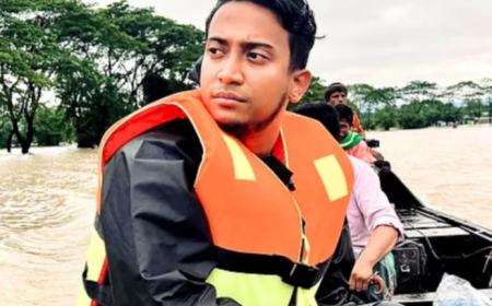 ‘আমরা টাকার বিনিময়ে ভাগ্যের চাবি বিক্রি করি নির্লজ্জ ক্ষমতালোভীদের হাতে’