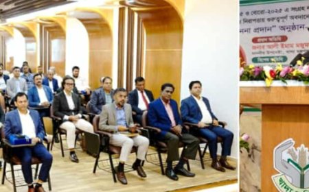 আগামী বছরের ফেব্রুয়ারিতে জাতীয় নির্বাচন অনুষ্ঠিত হবে বলে জানিয়েছেন খাদ্য উপদেষ্টা আলী ইমাম মজুমদার। সোমবার (২৪ নভেম্বর) খাদ্য অধিদপ্তরের সভাকক্ষে আমন ২০২৪–২৫ ও বোরো ২০২৫ মৌসুমের সংগ্রহ লক্ষ্যমাত্রা অর্জনে অবদান রাখা কর্মকর্তা-কর্মচারীদের সম্মাননা প্রদান অনুষ্ঠানে তিনি এ তথ্য জানান।