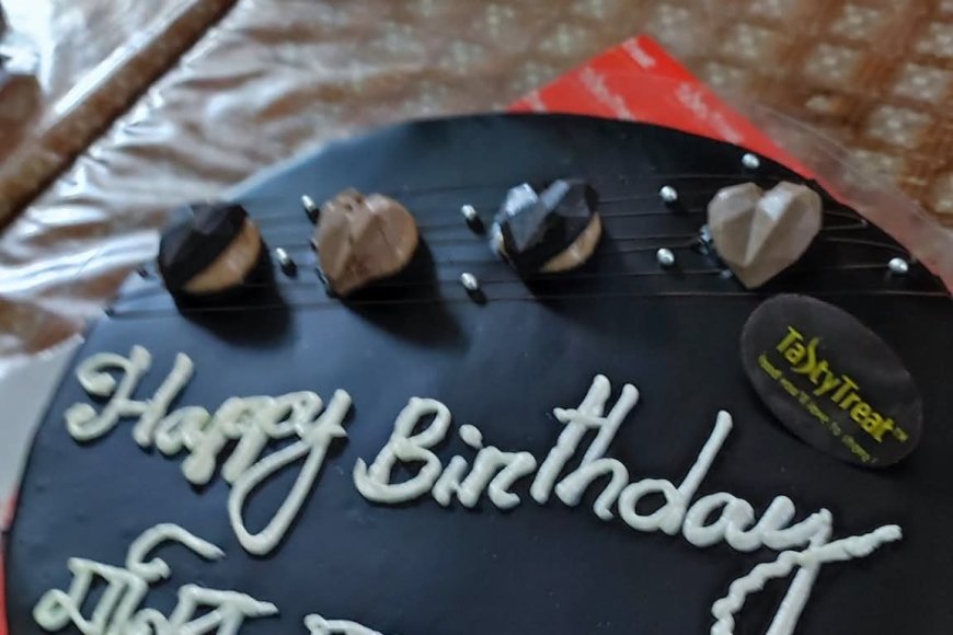 ঢাকাস্থ মঠবাড়িয়া ছাত্রকল্যাণ সমিতির উদ্যোগে জননেতা মনিরুজ্জামান মাতুব্বরের জন্মদিন উদযাপন 🎂 স্থানঃ চারুলতা রেস্তোরাঁ, কাওরানবাজার ঢাকা।