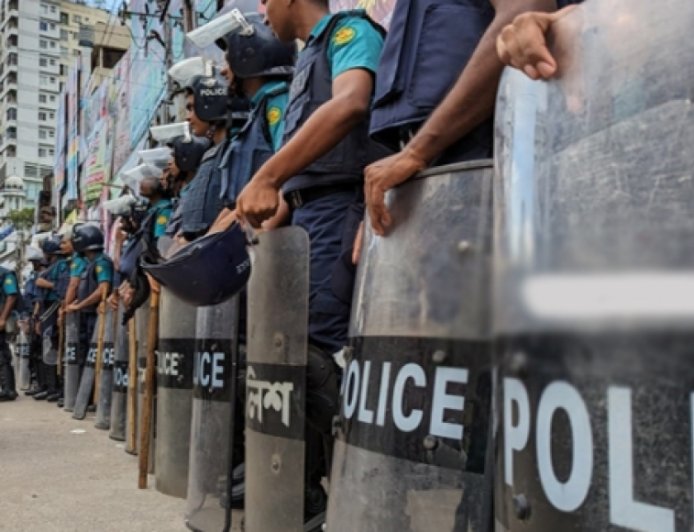 খুলনায় তারেক রহমানের আগমন ঘিরে উৎসবের আমেজ, প্রস্তুত প্রভাতী স্কুল মাঠ